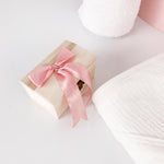 Trusou personalizat botez cu cufar, muselina si lumanare ceara naturala - Talia - Botez bebelusi