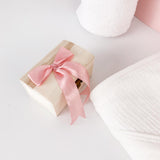 Trusou personalizat botez cu cufar, muselina si lumanare ceara naturala - Talia - Botez bebelusi