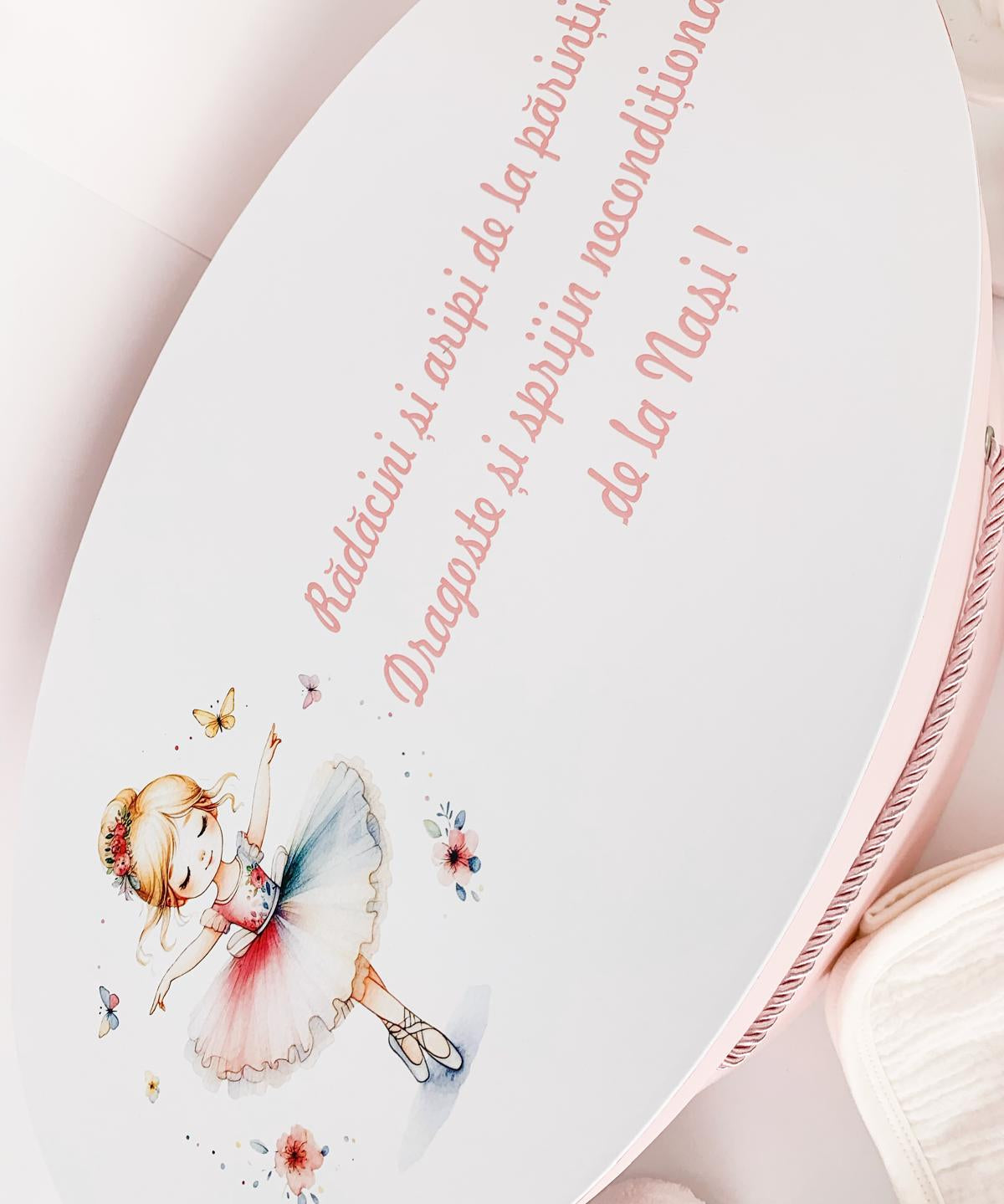 Trusou personalizat botez cu cufar, muselina si lumanare hand made - Talia - Botez bebelusi