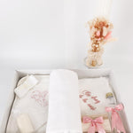 Trusou personalizat botez muselina si lumanare hand made - Talia - Botez bebelusi