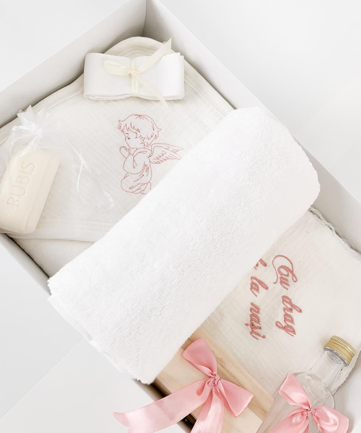 Trusou personalizat botez muselina si lumanare hand made - Talia - Botez bebelusi